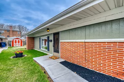 [Address not provided], Evergreen Park, IL 60805 - Photo 4