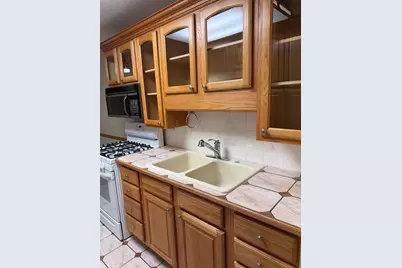 9520 Mayfield Avenue #212, Oak Lawn, IL 60453 - Photo 8