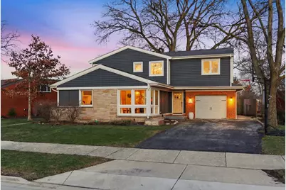 334 E Huntington Lane, Elmhurst, IL 60126 - Photo 1