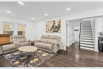 5226 W Eddy Street, Chicago, IL 60641 - Photo 8