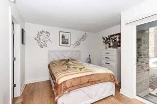 1813 Hemlock Pl, Schaumburg, IL 60173 - Photo 10