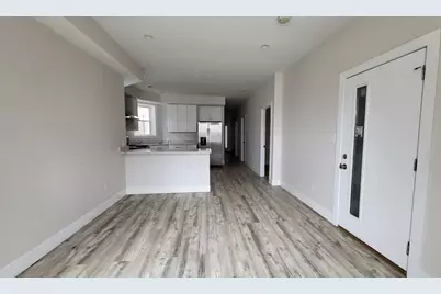 2904 W Nelson Street #2, Chicago, IL 60618 - Photo 8