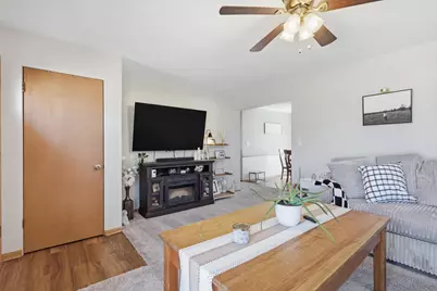 3610 30th Avenue, Rock Island, IL 61201 - Photo 6