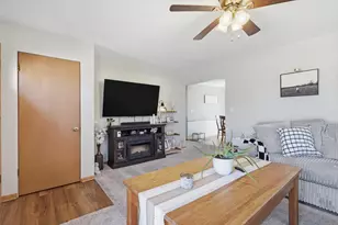 3610 30th Ave, Rock Island, IL 61201 - Photo 6