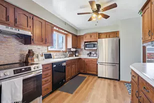 3610 30th Ave, Rock Island, IL 61201 - Photo 8