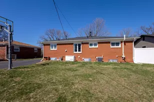 3610 30th Ave, Rock Island, IL 61201 - Photo 28