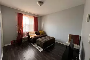 8349 S Colfax Ave, Chicago, IL 60617 - Photo 10