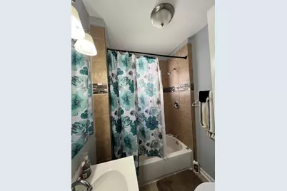 [Address not provided], Chicago, IL 60617 - Photo 18