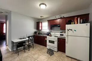 8349 S Colfax Ave, Chicago, IL 60617 - Photo 6