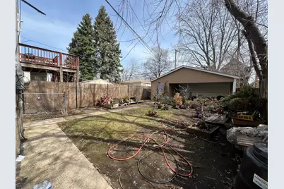 8349 S Colfax Avenue, Chicago, IL 60617 - Photo 4