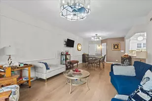 9200 N East Prairie Rd, Evanston, IL 60203 - Photo 6