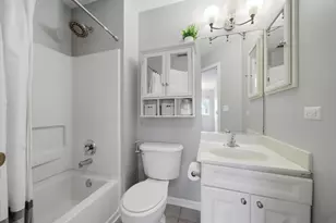 616 S Rosehall Ln, Round Lake, IL 60073 - Photo 18