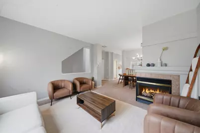 616 S Rosehall Lane #616, Round Lake, IL 60073 - Photo 4