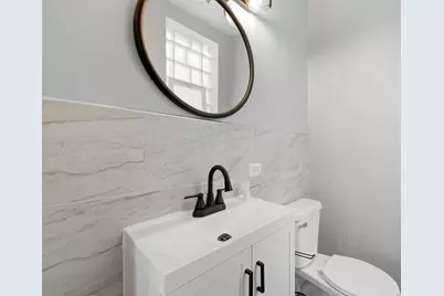 11431 S Indiana Avenue, Chicago, IL 60628 - Photo 8