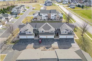 2155 Derby Ln, Belvidere, IL 61008 - Photo 4