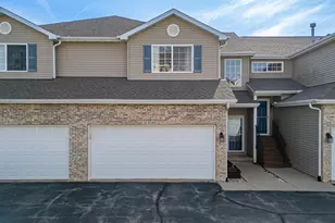 2155 Derby Ln, Belvidere, IL 61008 - Photo 2