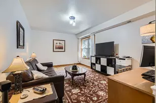 28 S 6th Ave, La Grange, IL 60525 - Photo 4