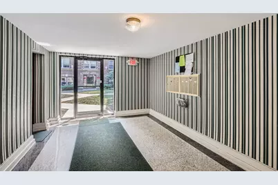 28 S 6th Avenue #1D, La Grange, IL 60525 - Photo 14