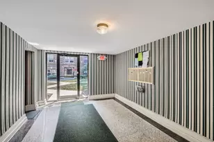 28 S 6th Ave, La Grange, IL 60525 - Photo 14