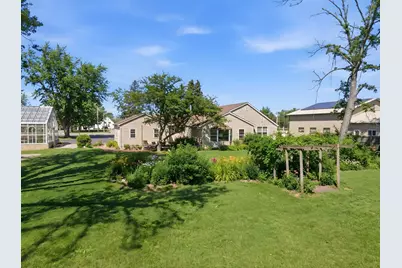 1126 E State Street, Sycamore, IL 60178 - Photo 70