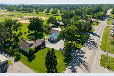 1126 E State Street, Sycamore, IL 60178 - Photo 66