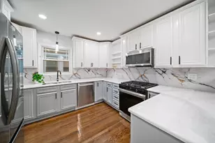 921 N Humphrey Ave, Oak Park, IL 60302 - Photo 12