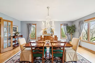 54 Gentry Dr, Hawthorn Woods, IL 60047 - Photo 6