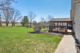 54 Gentry Dr, Hawthorn Woods, IL 60047 - Photo 74