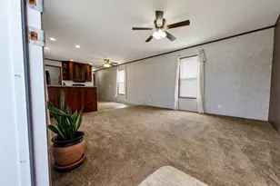 83 St George Dr, Bourbonnais, IL 60914 - Photo 2