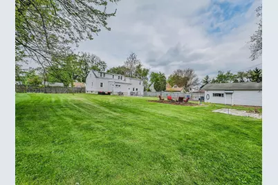 423 S Center Street, Bensenville, IL 60106 - Photo 16