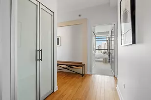 303 W Ohio St, Chicago, IL 60654 - Photo 22