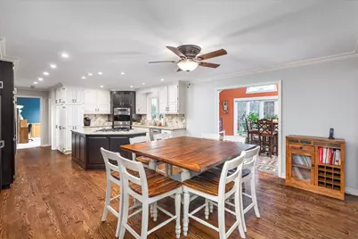 1576 Pine Lake Drive, Naperville, IL 60564 - Photo 10