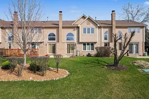 8027 Enclave Ln, Tinley Park, IL 60487 - Photo 1