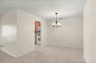 86 Canterbury Ct, Palos Heights, IL 60463 - Photo 8