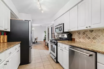 3909 N Sheridan Road #3H, Chicago, IL 60613 - Photo 14