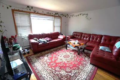 6430 N Hoyne Avenue, Chicago, IL 60645 - Photo 2