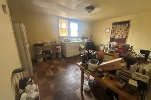 7712 New Castle Ave, Burbank, IL 60459 - Photo 6