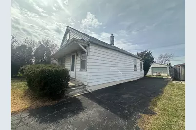 7712 New Castle Avenue, Burbank, IL 60459 - Photo 1