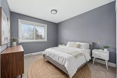 960 Sycamore Court, Hoffman Estates, IL 60192 - Photo 20