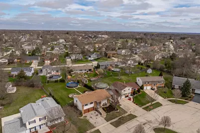 960 Sycamore Court, Hoffman Estates, IL 60192 - Photo 42