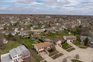 960 Sycamore Ct, Hoffman Estates, IL 60192 - Photo 42