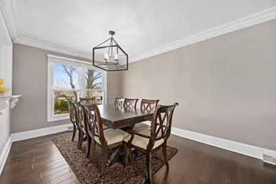 960 Sycamore Court, Hoffman Estates, IL 60192 - Photo 10