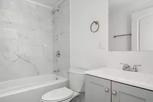 2353 N Springfield Ave, Chicago, IL 60647 - Photo 6