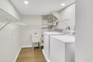 4821 N Mont Clare Ave, Chicago, IL 60656 - Photo 26