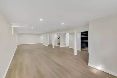 4821 N Mont Clare Avenue, Chicago, IL 60656 - Photo 22