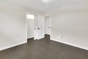 4821 N Mont Clare Ave, Chicago, IL 60656 - Photo 20