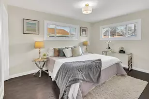 4821 N Mont Clare Ave, Chicago, IL 60656 - Photo 12