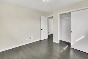 4821 N Mont Clare Ave, Chicago, IL 60656 - Photo 18