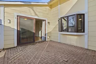 6856 Juneberry Ct, Woodridge, IL 60517 - Photo 18