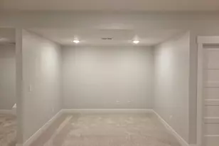 2905 Binghamton Ln, Bloomington, IL 61705 - Photo 24